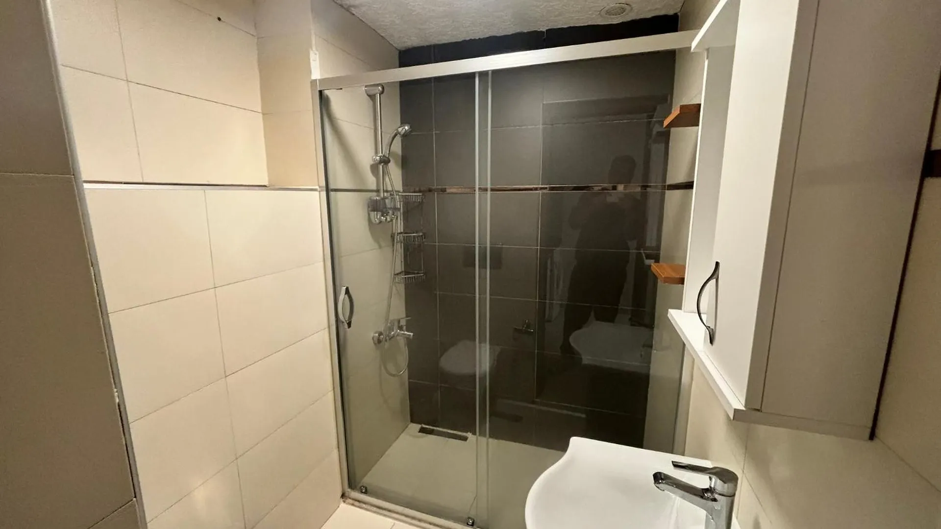Cozy Garden-Level Apartment Near Taksim Istanbul 0*,